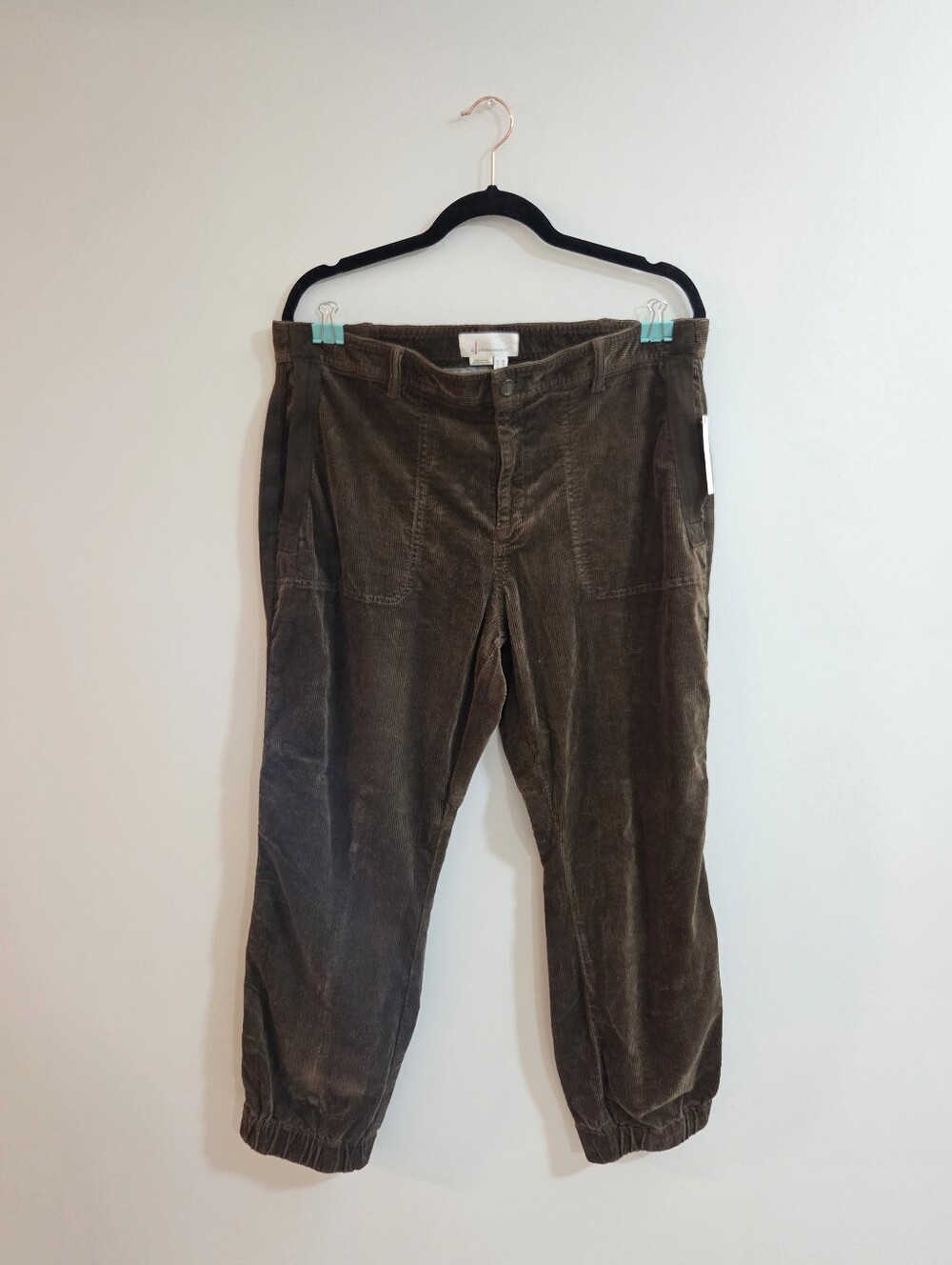 Anthropology - Corduroy Jogger Pants in Olive